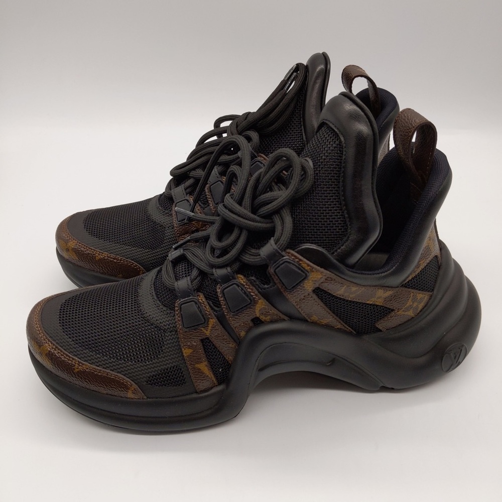 Louis Vuitton Archlight Trainers (monogram black)